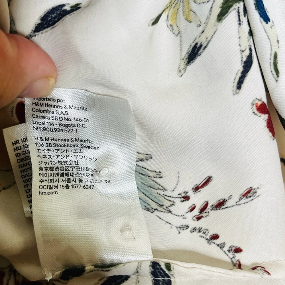 H & M Long Sleeve Blouse Button Front Top Collared Shirt Bird & Floral Print - Picture 3 of 6